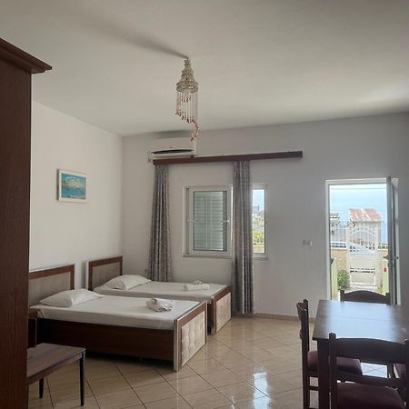סרנדה Villa Almar מראה חיצוני תמונה